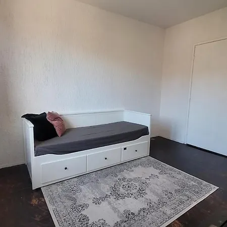 Big In The Heart Of *